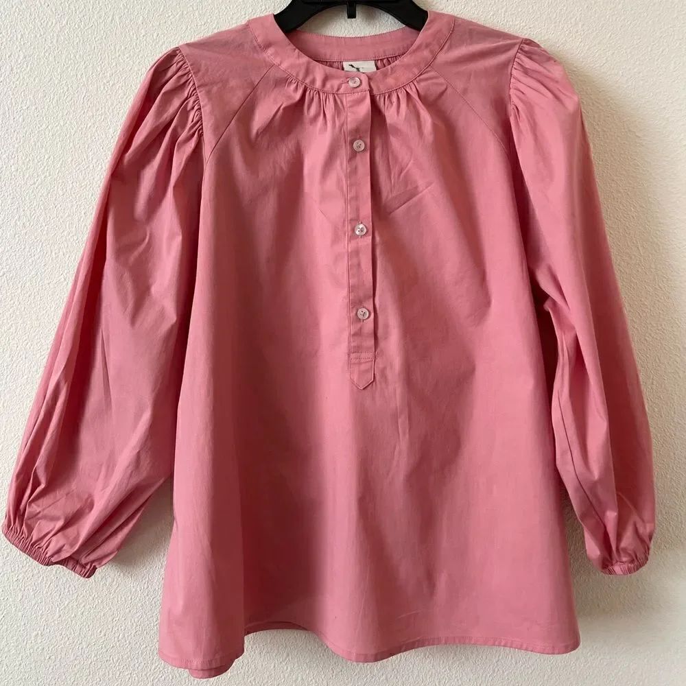 A new Day Women Puffed Botton Front Blouse sz M